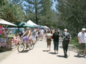 Coolangatta Art And Craft Markets - Accommodation Southport 2