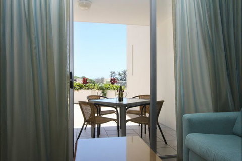 Ramada Marcoola Beach - Southport Accommodation 3