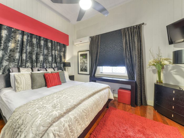Spring Hill QLD Southport Accommodation