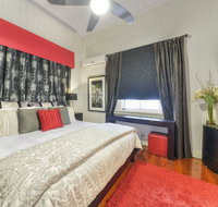 One Thornbury Boutique Bed and Breakfast - Southport Accommodation