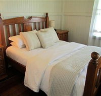 McLennans Lane River Retreat - Southport Accommodation