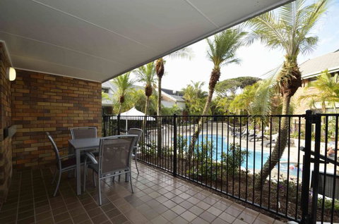 Glen Eden Beach Resort - Accommodation Southport 1