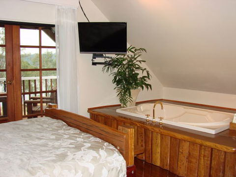Clarence River Bed And Breakfast - Southport Accommodation 1