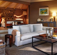 Pretty Beach House - Accommodation Southport