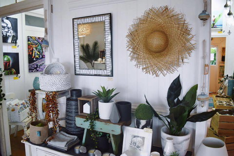 DBar Gallery - Accommodation Southport 1