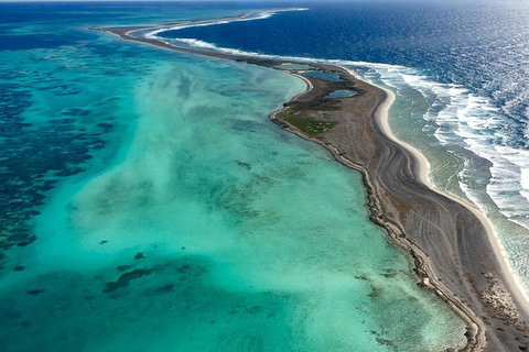 Abrolhos Islands Fixed-Wing Scenic Flight - Southport Accommodation 1