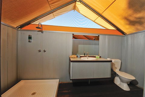 APT Kimberley Wilderness Adventures Purnululu (Bungle Bungle) 4WD Experience - Southport Accommodation 9