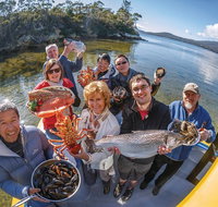 Fresh from the Ocean Tasmanian Seafood Gourmet Full-Day Cruise Including Lunch