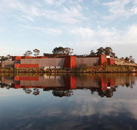 Hobart City Sightseeing Tour Including MONA Admission