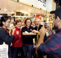 Small-Group Adelaide Central Market Early Breakfast Tour