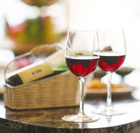 Adelaide Hills Wine Tour