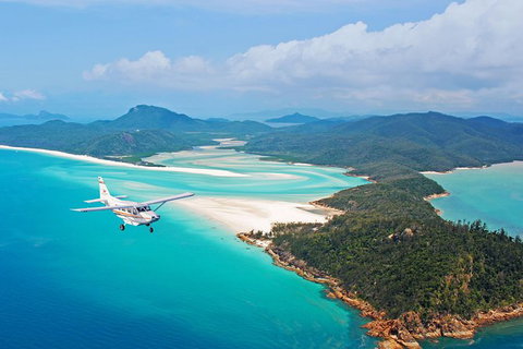 Fly & Cruise Package With Lunch - Southport Accommodation 9