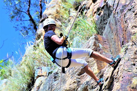 Abseiling The Kangaroo Point Cliffs In Brisbane - Southport Accommodation 3