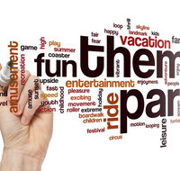 Luxury Movie World Transfers To and From Brisbane CBD Hotel for up to 11 ppl - Southport Accommodation