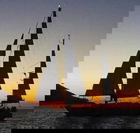 Magnetic Island Sunset Sail - Accommodation Southport