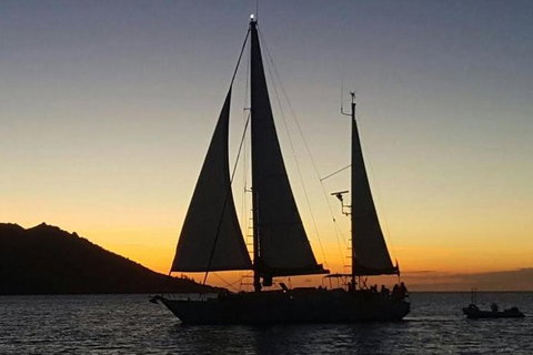 Magnetic Island Sunset Sail - Accommodation Southport 0