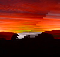 3-Day Alice Springs to Ayers Rock Camping Tour Including Kata Tjuta and Kings Canyon - Southport Accommodation