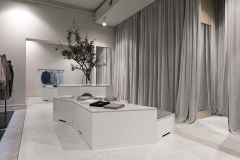 Jac+ Jack Strand Arcade - Accommodation Southport 1