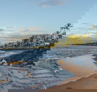 Machans Beach - Southport Accommodation