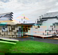 The Old Injune Courthouse and Museum - Southport Accommodation