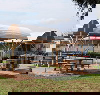 Ashley - Accommodation Southport