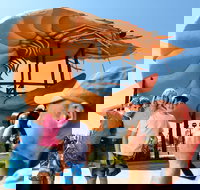 Big Prawn - Accommodation Southport