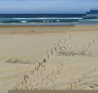 Bongil Beach - Southport Accommodation