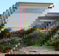 John Lacey's Studio and Green Tank Gallery - Accommodation Southport