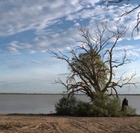 Lake Benanee - Southport Accommodation