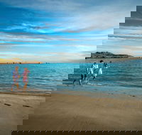 Paradise Beach - Southport Accommodation