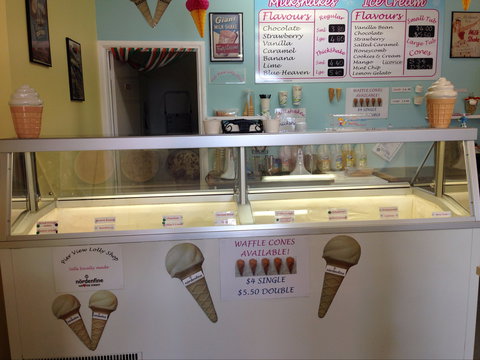 The Pier View Lolly Shop - Accommodation Southport 2