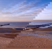 Altona Beach - Southport Accommodation