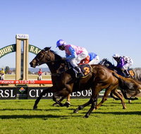 Hawkesbury Race Club - Southport Accommodation