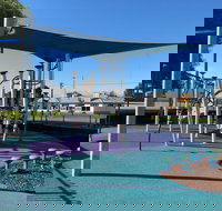 Lucindale - Accommodation Southport