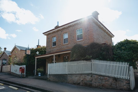 Auburn - Accommodation Southport 2