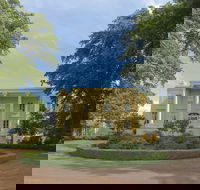 Clarendon - Accommodation Southport