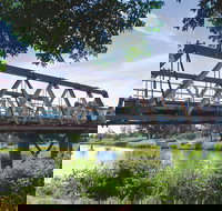 Lawrence - Southport Accommodation