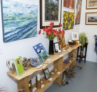 Lovett Gallery Cygnet - Southport Accommodation