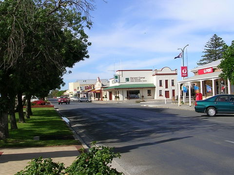 Minlaton - Southport Accommodation 0