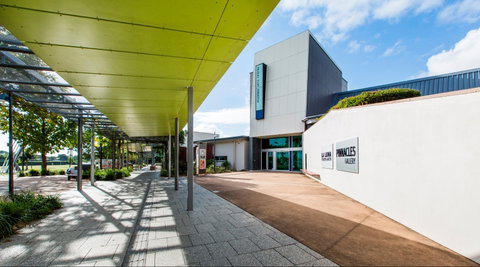 Pinnacles Gallery - Southport Accommodation 1
