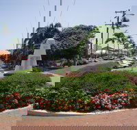 Yeppoon War Memorial - Southport Accommodation