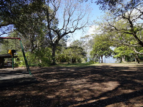 Bowen Mountain Park - Southport Accommodation 1