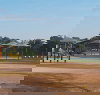 Howlong Swimming Pool - Southport Accommodation