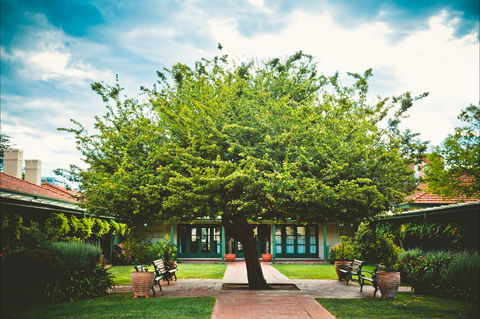 Ainslie + Gorman Arts Centres - Southport Accommodation 0