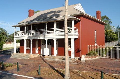 Campbelltown Heritage And Cultural Walk - Accommodation Southport 1
