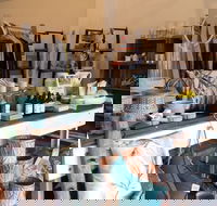 Hills  Coast - Southport Accommodation