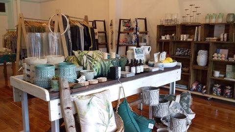 Hills & Coast - Southport Accommodation 0