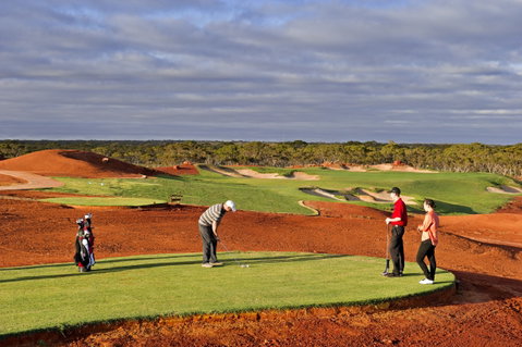 Kalgoorlie Golf Course - Southport Accommodation 0