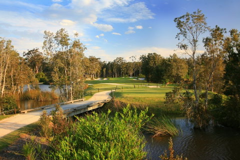 Pacific Dunes Golf Club - Southport Accommodation 2
