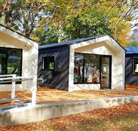 Russ Studios - Southport Accommodation